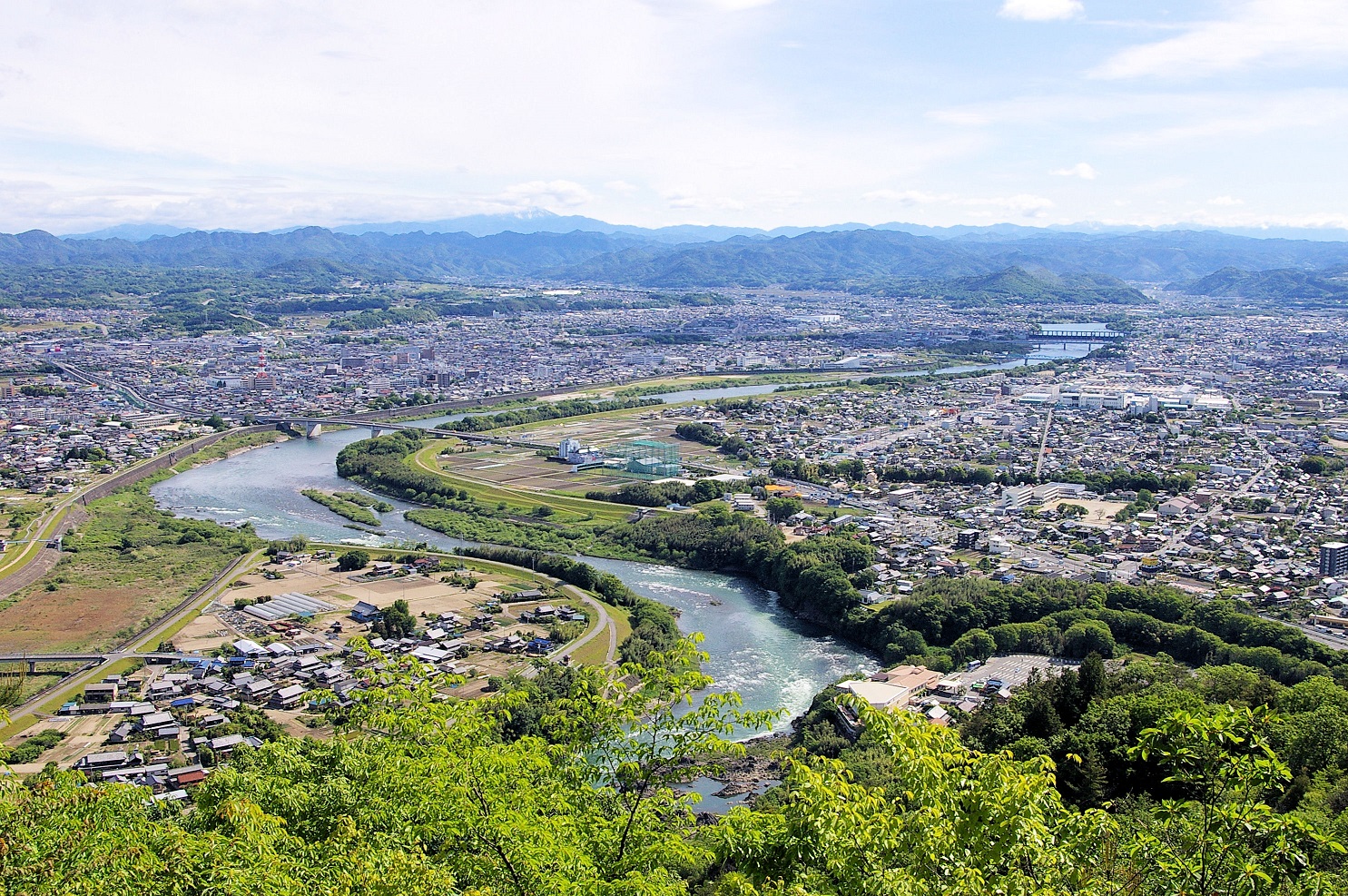  鳩吹山からの眺望